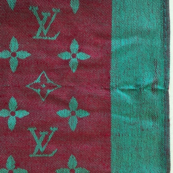 Louis Vuitton Monogram Scarf Red/Aqua Wool-Blend - Picture 6 of 8